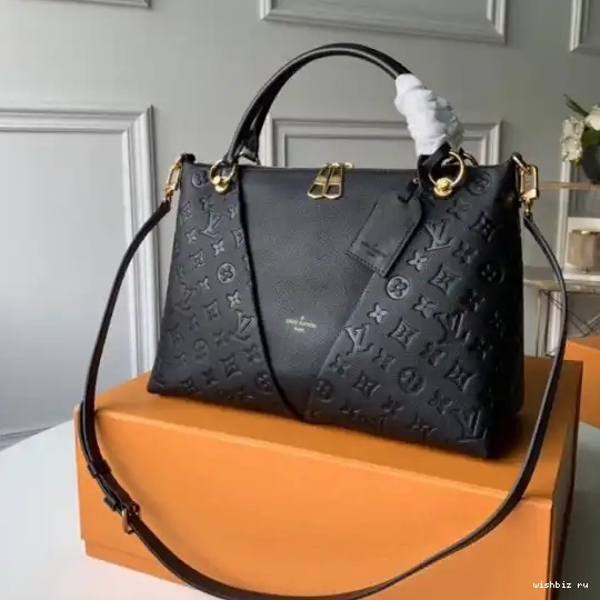 WIS MM V TOTE LOUIS VUITTON 0430